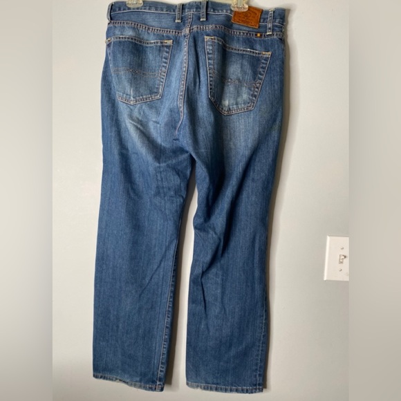 LUCKY BRAND 329 CLASSIC STRAIGHT MEN'S JEANS SIZE 34 X 30 Distressed Denim - Picture 5 of 12